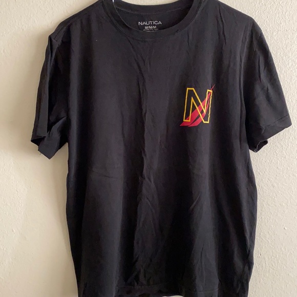 Nautica - Picture 1 of 3